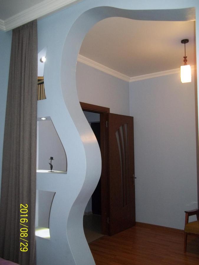 Apartment On Lermontova Batumi Exterior photo